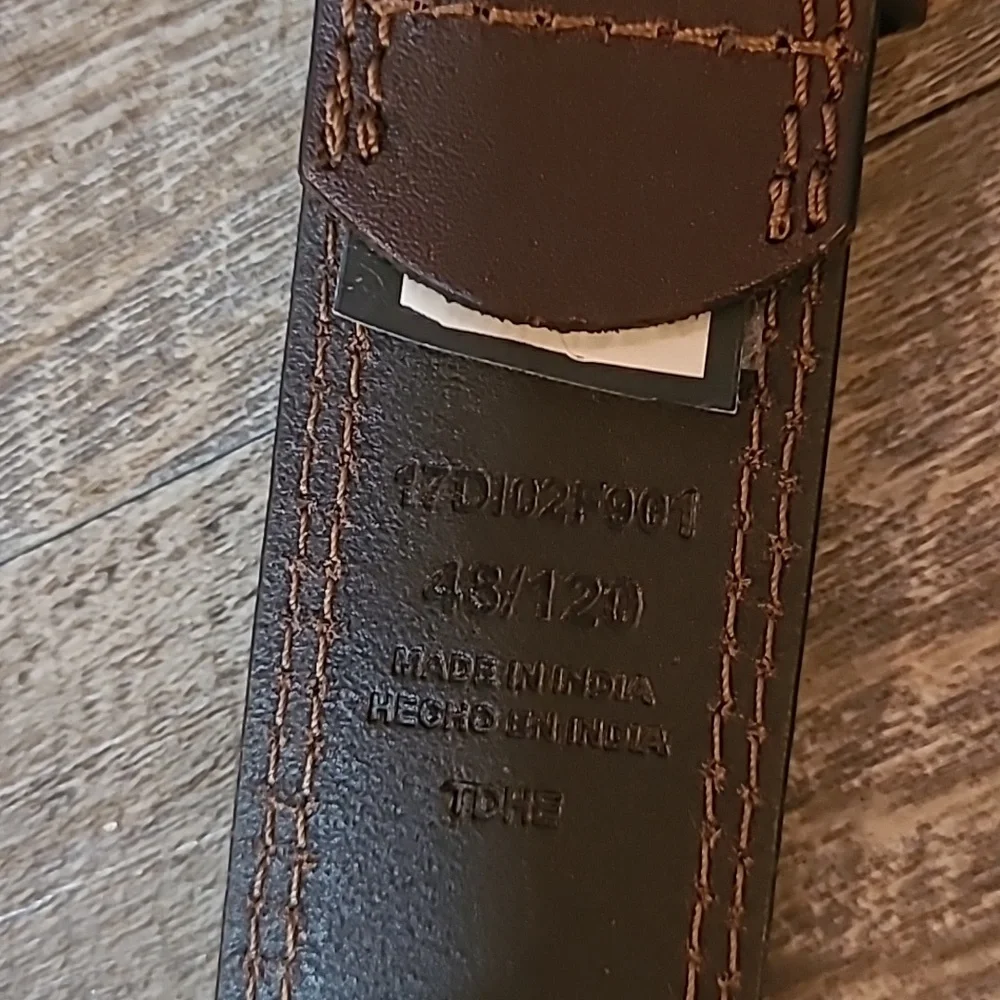 Dickies Size 48 Brown Big and Tall Bridle Leather Casual Belt NWOT